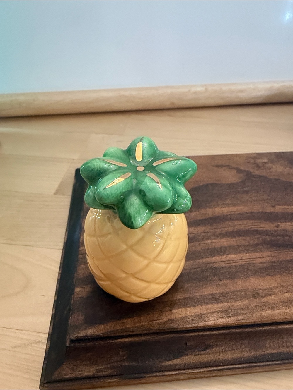 Nora Fleming "Welcome Friends" pineapple mini charm